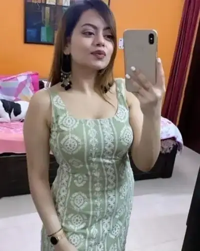 Call Girl in Liwa